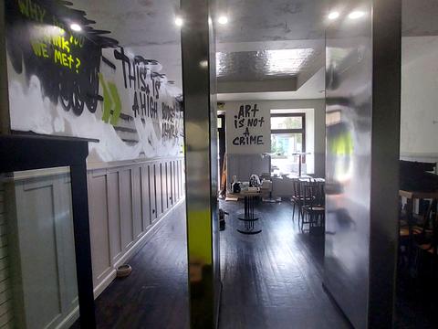 комерційна за адресою Європейська пл. (Катерининська), 58