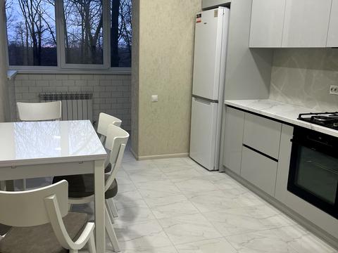 квартира за адресою Центральна вул. (Мічуріна), 2а