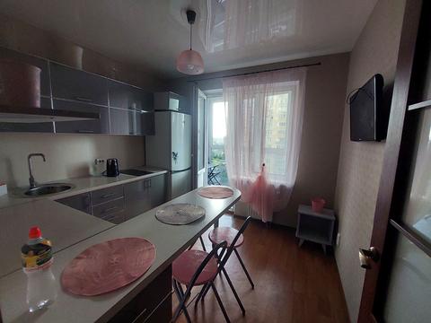 квартира за адресою Софії Русової вул., 7