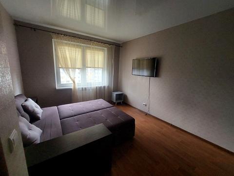 квартира за адресою Софії Русової вул., 7