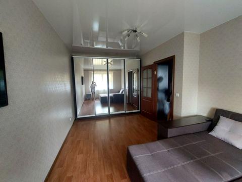 квартира за адресою Софії Русової вул., 7