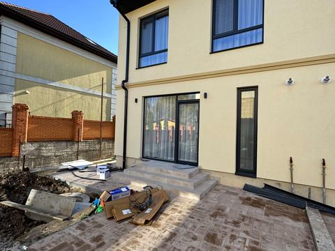 дом по адресу Грушевского ул.