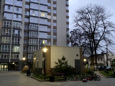 квартира за адресою Профсоюзна вул., 9-А