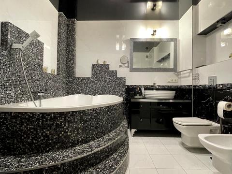 квартира за адресою Дмитра Чижевського вул. (Петра Чаадаєва), 2-Б