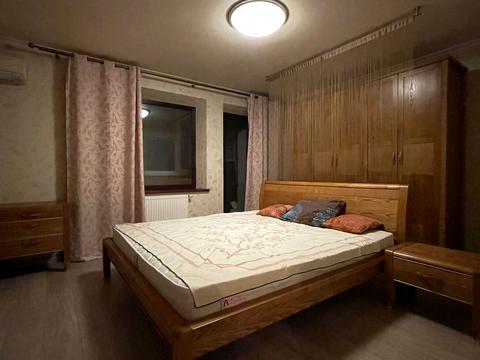 квартира за адресою Дмитра Чижевського вул. (Петра Чаадаєва), 2-Б