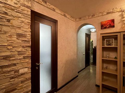 квартира за адресою Дмитра Чижевського вул. (Петра Чаадаєва), 2-Б