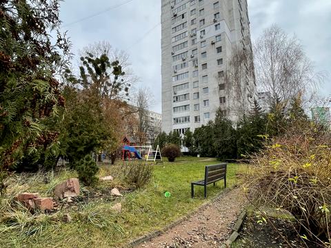 квартира за адресою Дмитра Чижевського вул. (Петра Чаадаєва), 2-Б