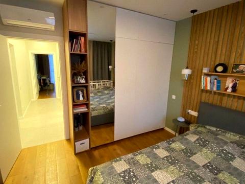 квартира за адресою Академіка Лебедєва вул., 1/5