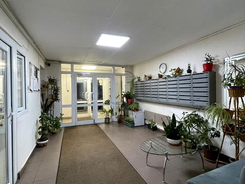 квартира за адресою Дмитра Чижевського вул. (Петра Чаадаєва), 2-Б