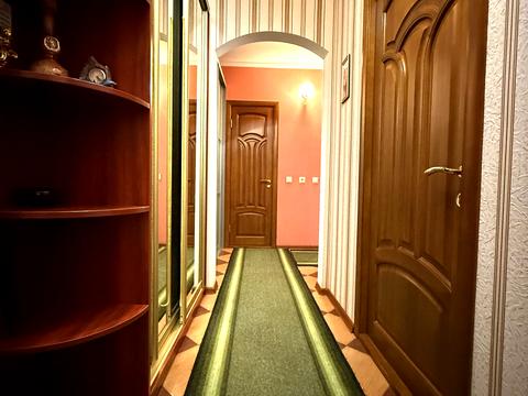 квартира по адресу Червоной Калины просп. (Владимира Маяковского), 15-В