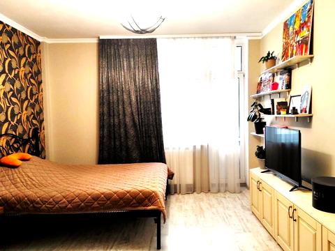 квартира за адресою Анни Ахматової вул., 22