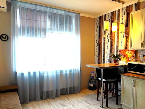 квартира за адресою Анни Ахматової вул., 22