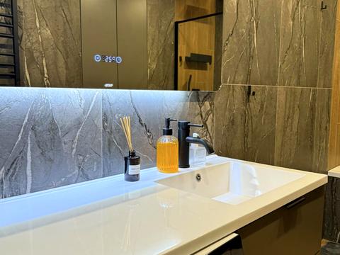 квартира за адресою Михайла Максимовича вул. (Онуфрія Трутенка), 32-Б