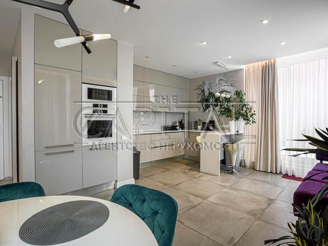 квартира за адресою Регенераторна вул., 4 к11