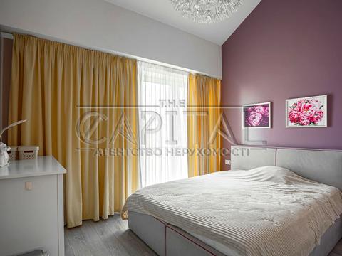 квартира за адресою Регенераторна вул., 4 к11