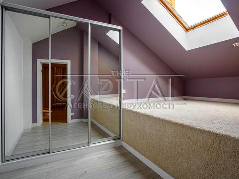 квартира за адресою Регенераторна вул., 4 к11