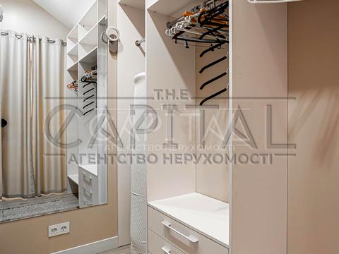 квартира за адресою Регенераторна вул., 4 к11