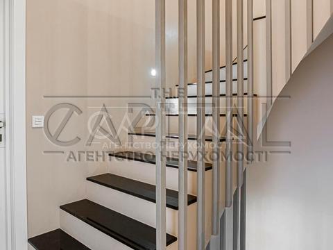 квартира за адресою Регенераторна вул., 4 к11