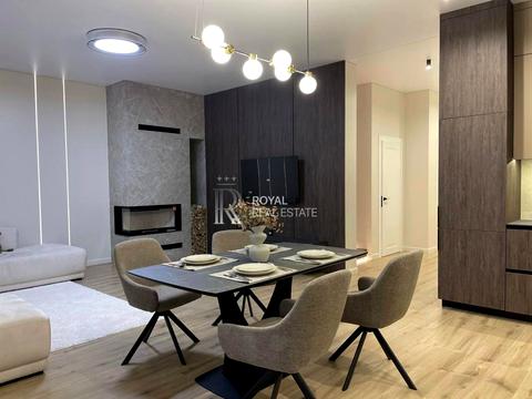 будинок за адресою Соборна вул. ()