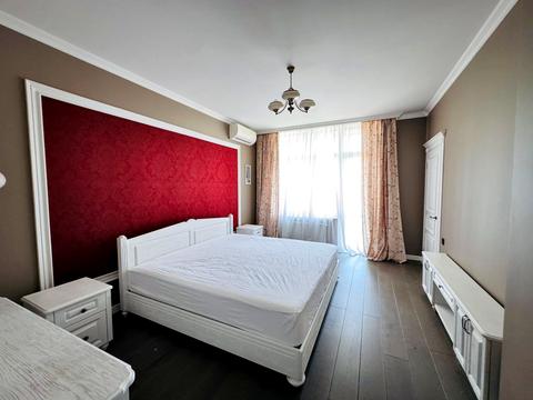 квартира по адресу Андрея Верхогляда ул. (Михайла Драгомирова), 12