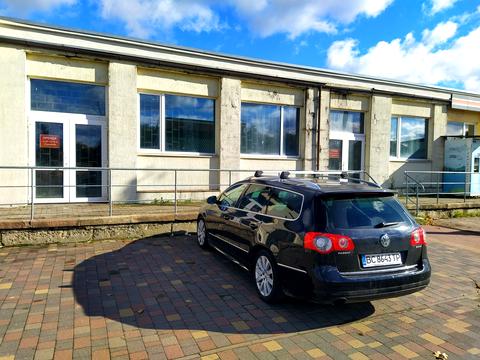 коммерческая по адресу Добрівлянська, 72