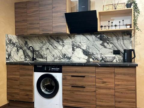 квартира по адресу Парижской Коммуны ул., 4