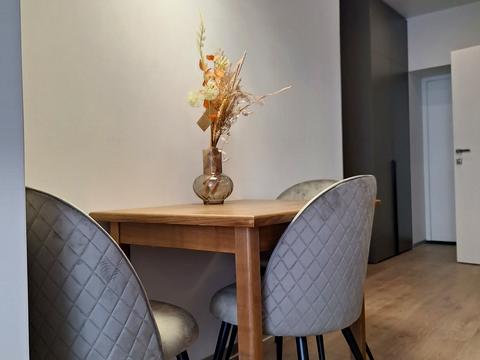 квартира за адресою Радісна, 4