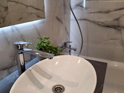 квартира за адресою Радісна, 4