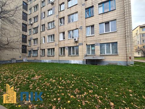 комерційна за адресою Каунаська вул., 10-А