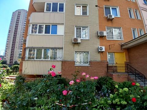 квартира за адресою Миколи Лаврухіна вул., 10