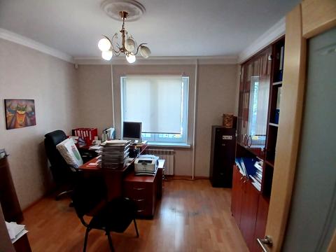 квартира за адресою Миколи Лаврухіна вул., 10