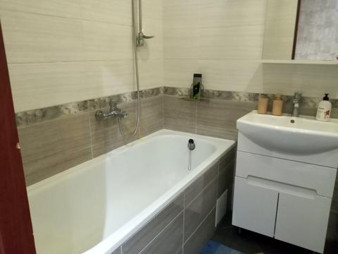 квартира за адресою Софії Русової вул., 1-Б