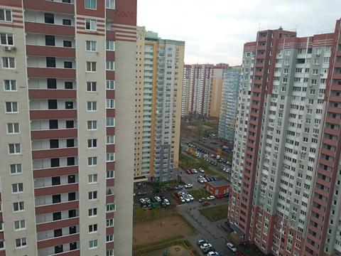 квартира за адресою Софії Русової вул., 1-Б