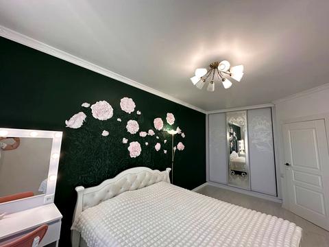 квартира по адресу Князей Кориатовичей ул., 114/4