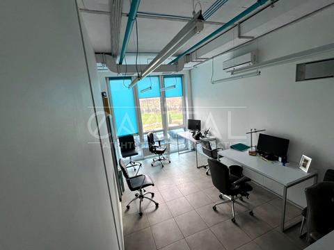 комерційна за адресою Соборності просп. (Возз'єднання), 30-А