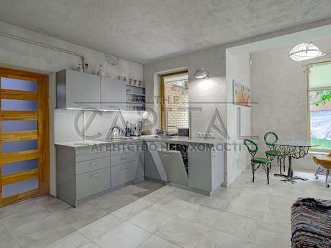 будинок за адресою Богатирська вул., 30А