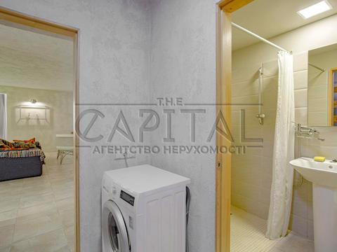 будинок за адресою Богатирська вул., 30А