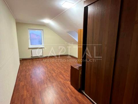 дом по адресу горіхова, 2