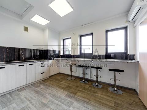 коммерческая по адресу Столичне шосе, 3