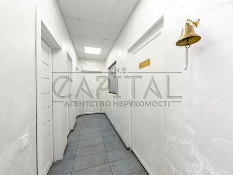 коммерческая по адресу Столичне шосе, 3