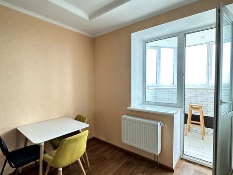 квартира за адресою Богдана Хмельницького бульв., 10