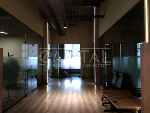 комерційна за адресою Миколи Грінченка вул., 8