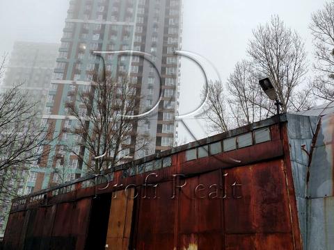 комерційна за адресою Академіка Палладіна просп., 1