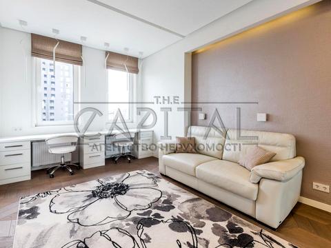 квартира по адресу Василия Тютюнника ул. (Анрі Барбюса), 37/1