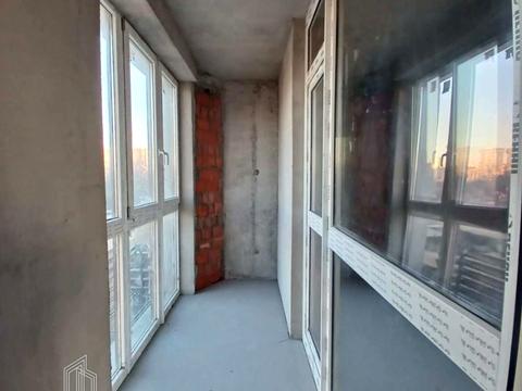 квартира за адресою Зарічна вул., 8