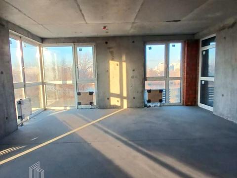 квартира за адресою Зарічна вул., 8