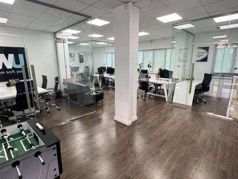 комерційна за адресою Київ, Василя Тютюнника вул. (Анрі Барбюса), 5-А/1