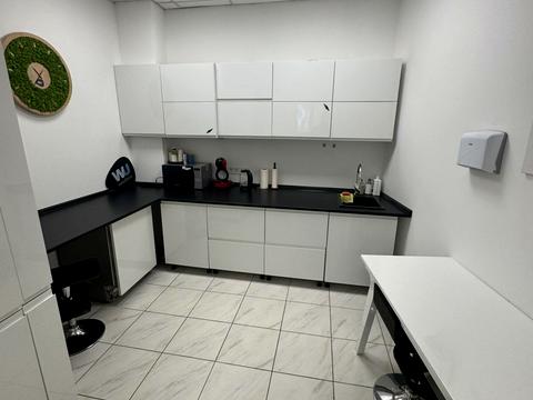 комерційна за адресою Київ, Василя Тютюнника вул. (Анрі Барбюса), 5-А/1