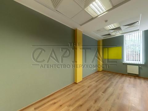 комерційна за адресою Київ, Полтавська вул., 94