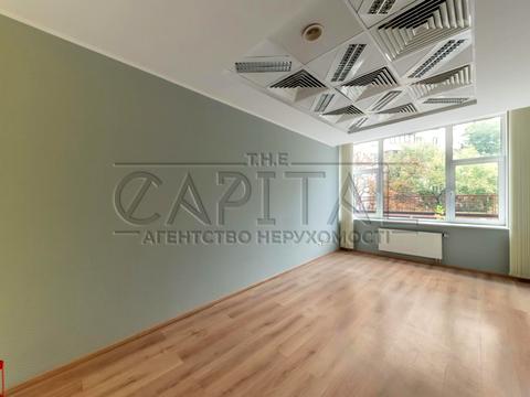 комерційна за адресою Київ, Полтавська вул., 94